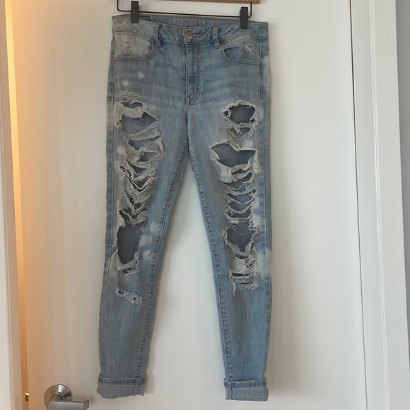American Eagle ripped skinny jeans - Picture 1 of 2